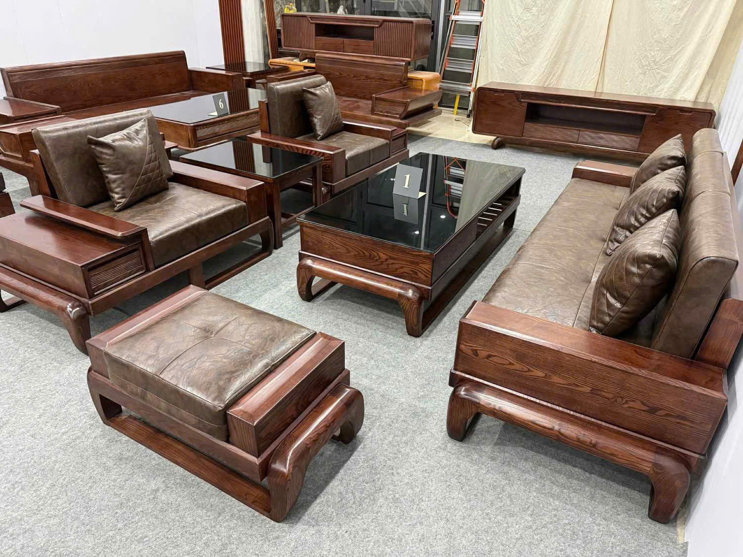 Sofa đối chân gà