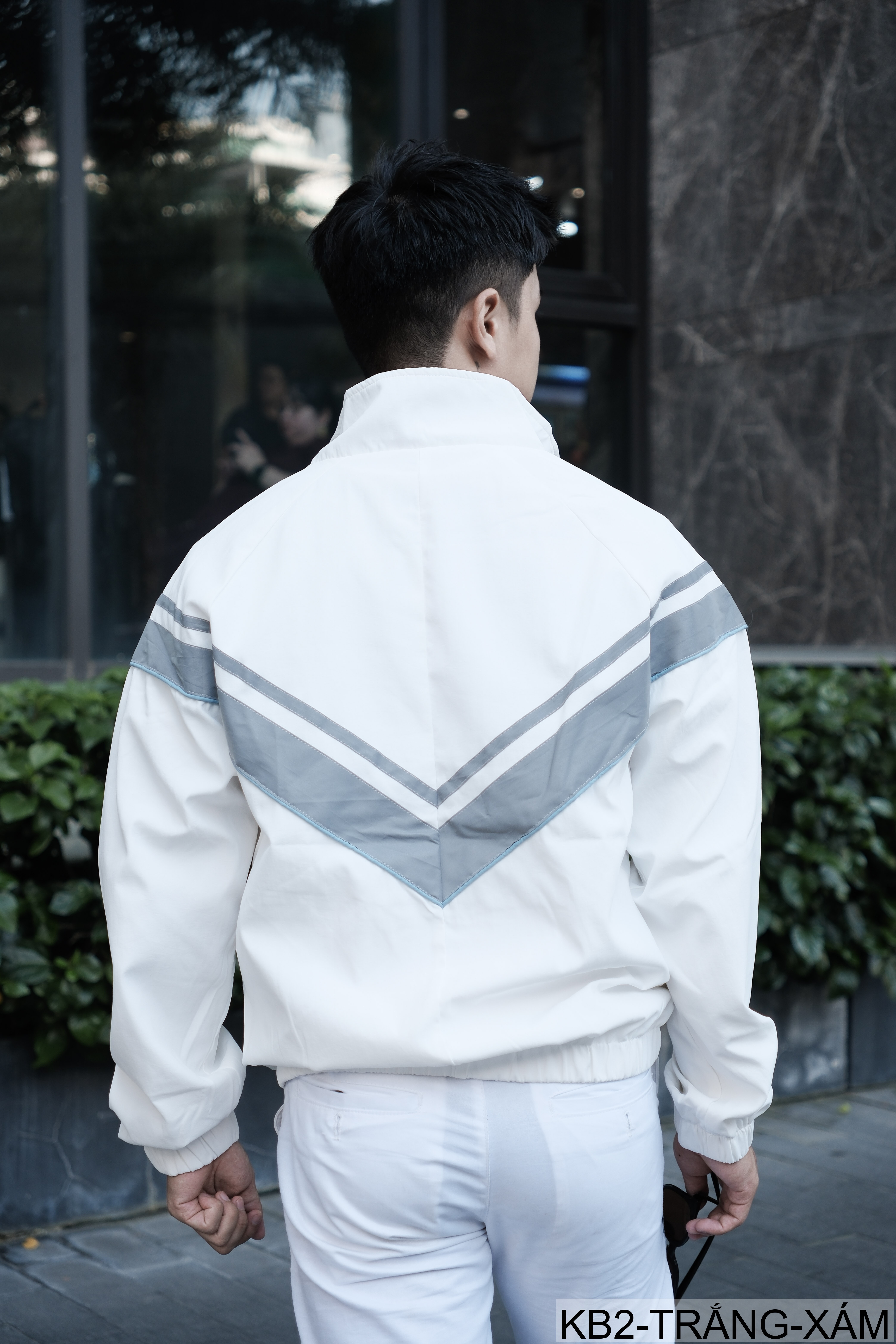 KB2 - Áo khoác nam cổ bẻ phong cách Hong Kong, form rộng, in họa tiết sọc V thời trang