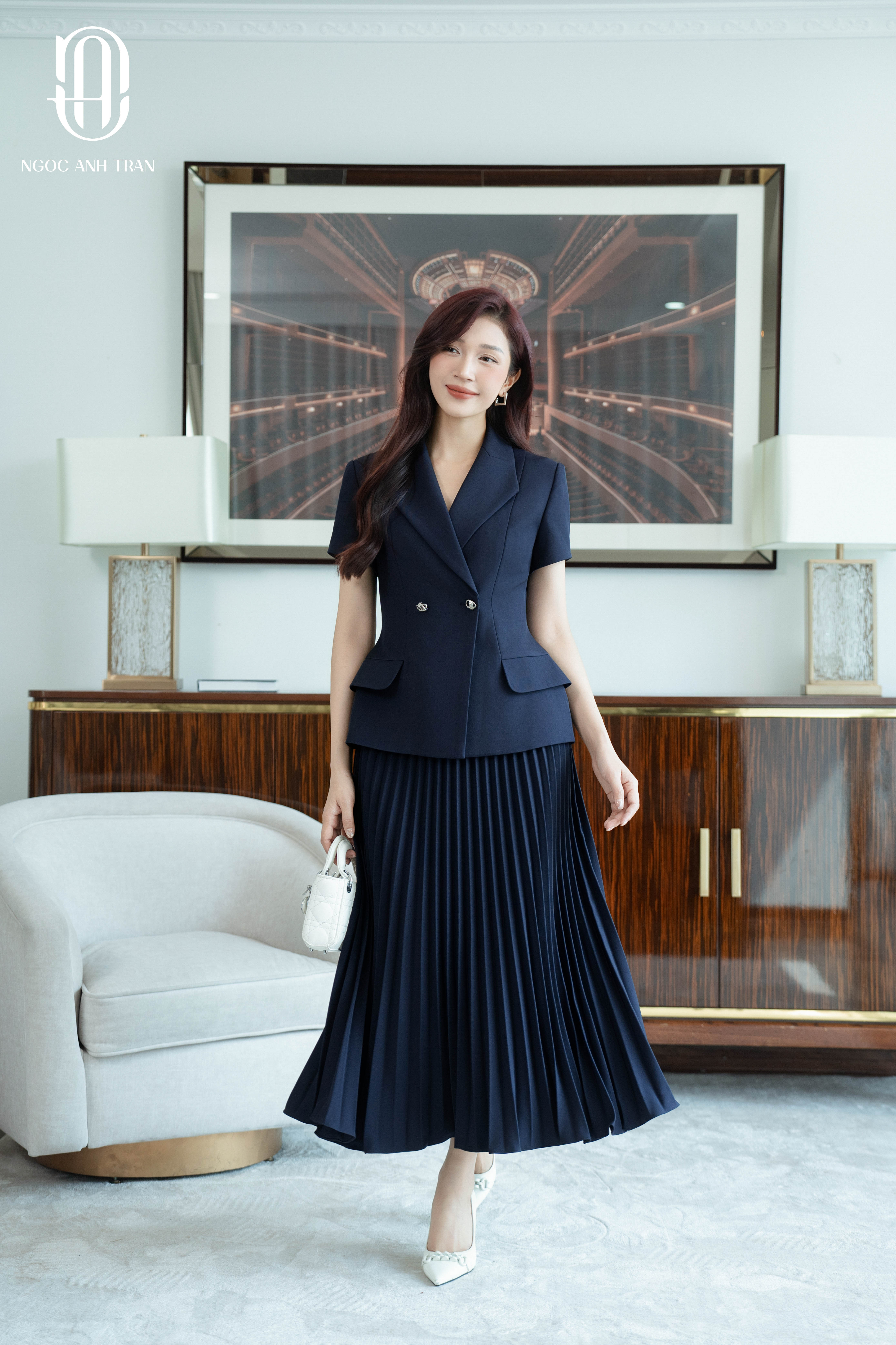 V072 - Set áo vest navy tay cộc cúc vuông phối chân váy navy xếp ly