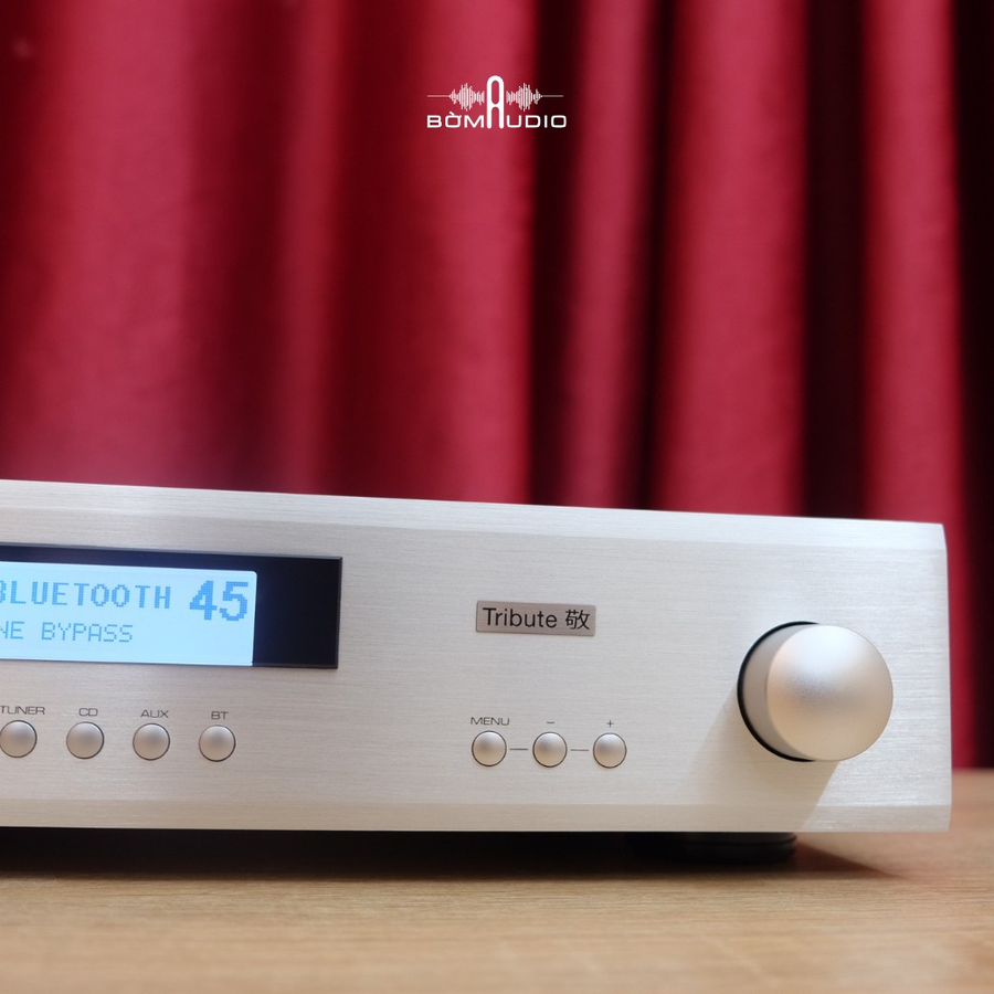 Hình ảnh chụp thực tế Amply nghe nhạc Rotel A11 Tribute tại Bờm Audio.