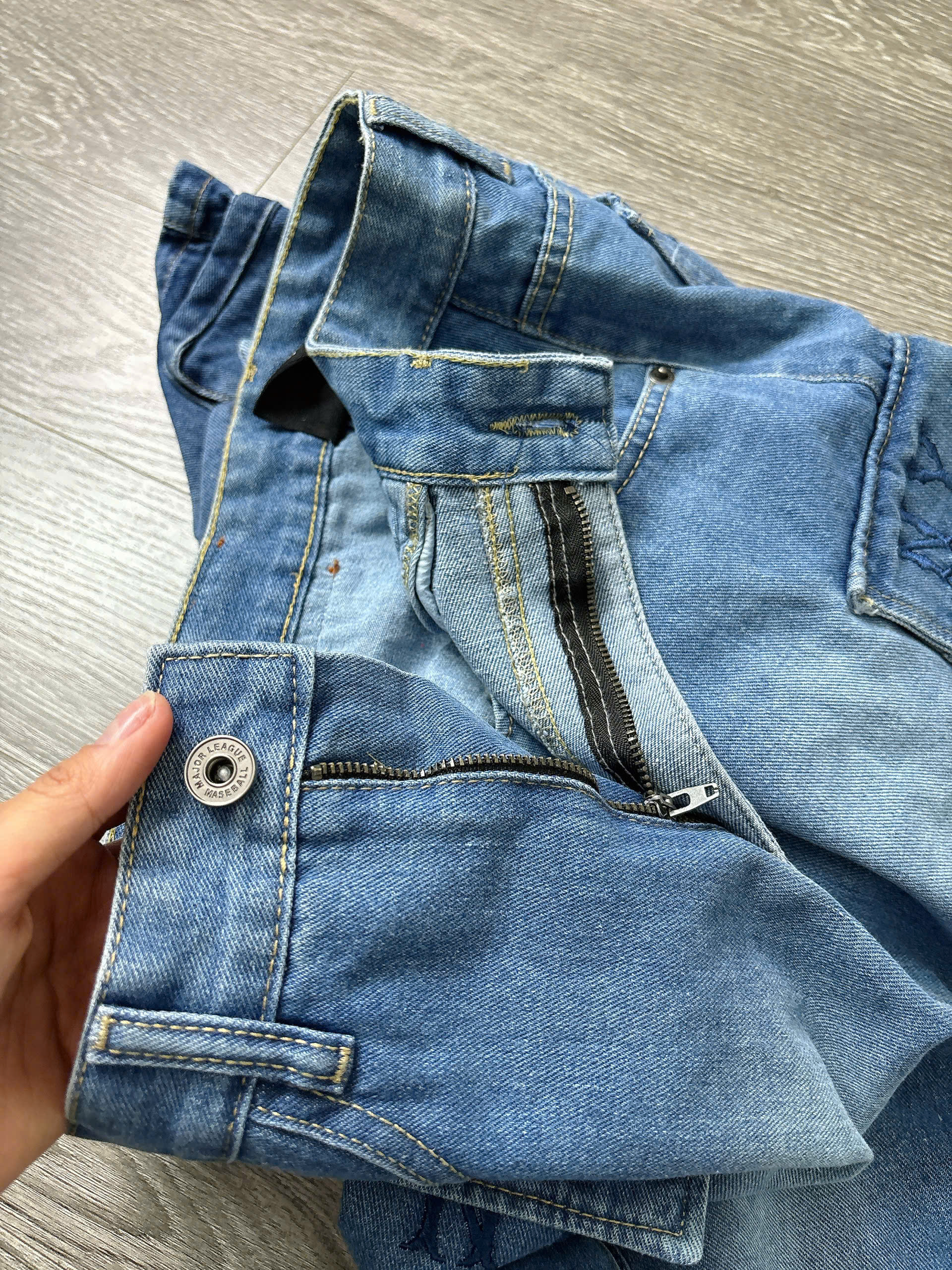 C13 CHÂN VÁY JEAN 2 MÀU_thumbnail_11