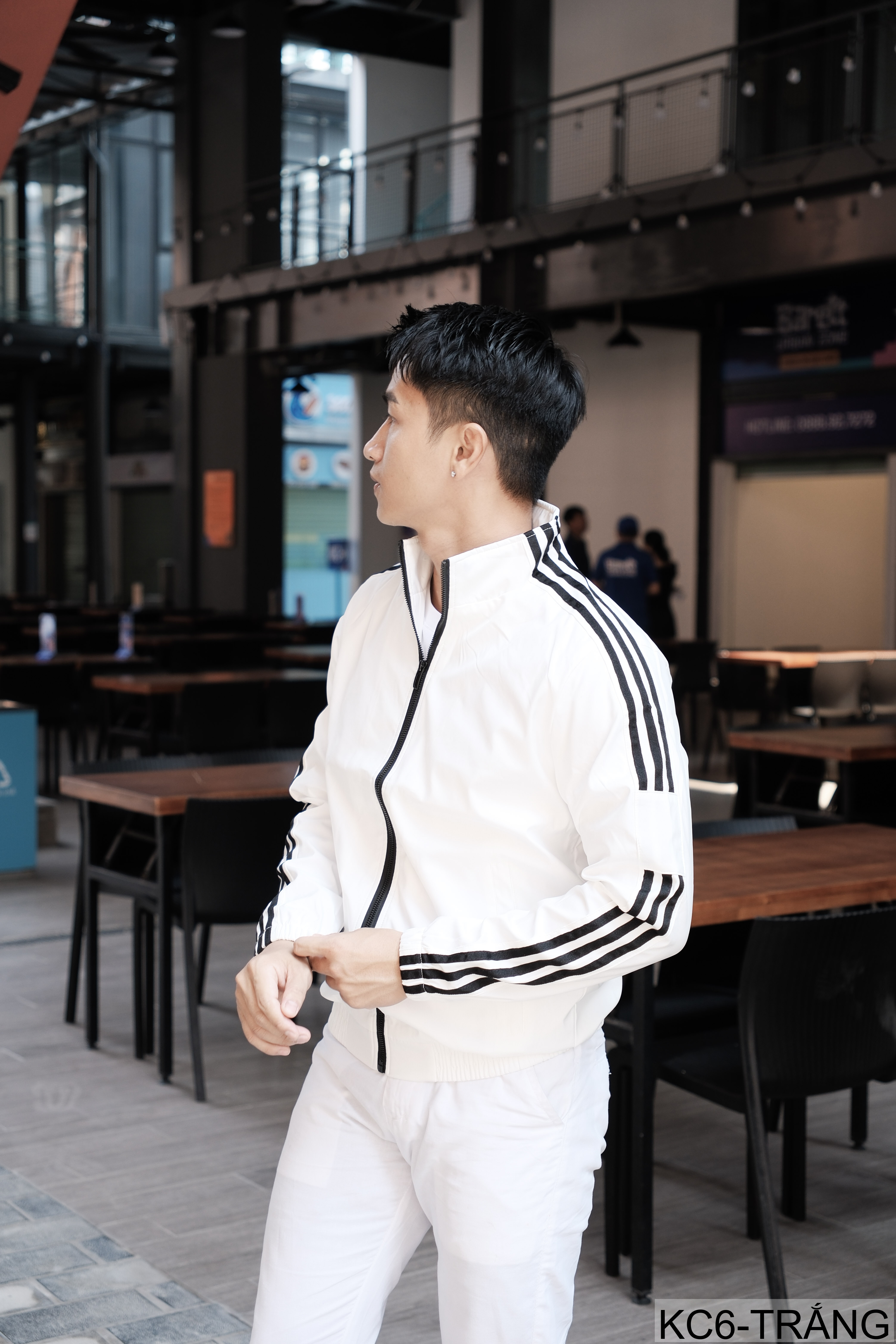 KC6 - Áo khoác nam thể thao cổ đứng tay dài chống mài mòn, thoáng khí, 3 màu trắng xanh lá đen_thumbnail_4