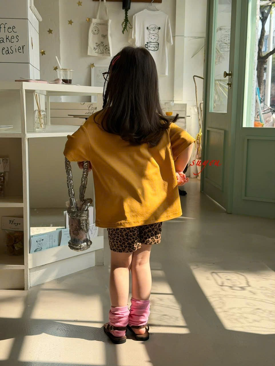 SU94 - Quần legging đùi da beo hãng Suyou