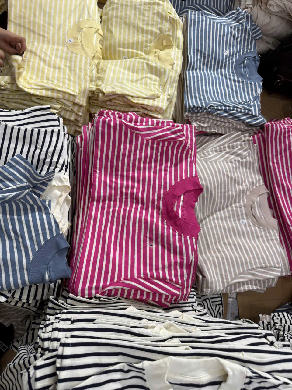 A116 AO NU UNI_thumbnail_1