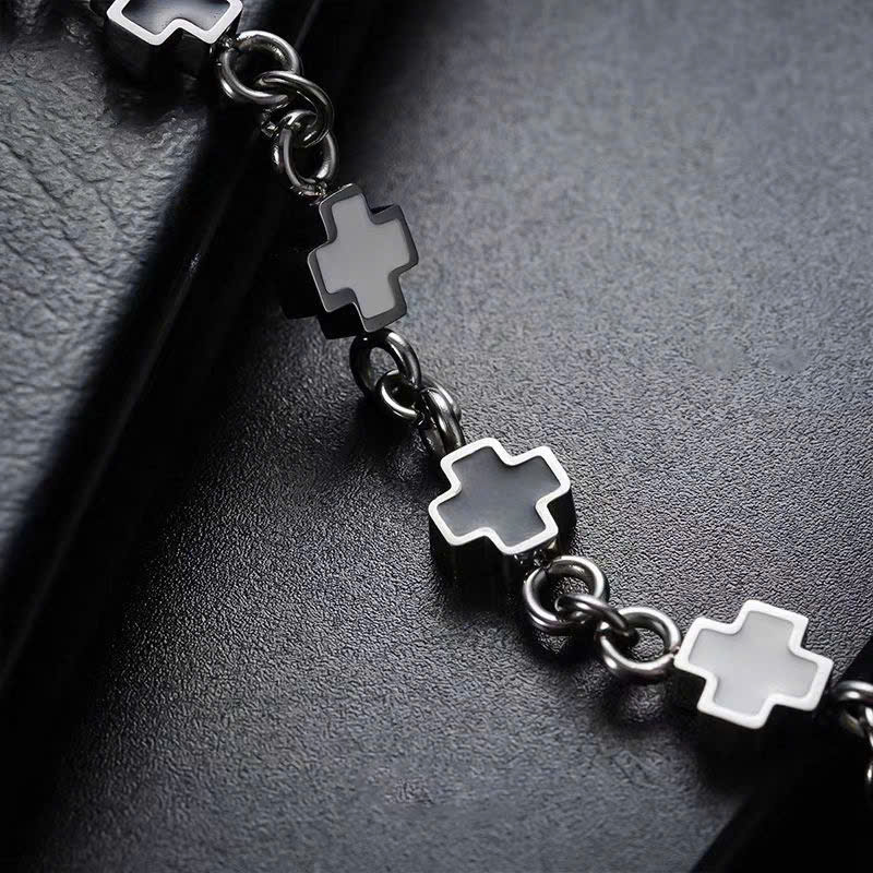 Noir Cross