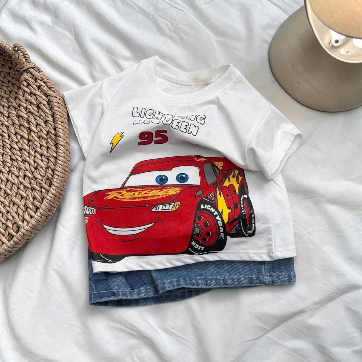 Set bộ jean trắng ô tô đỏ_thumbnail_1
