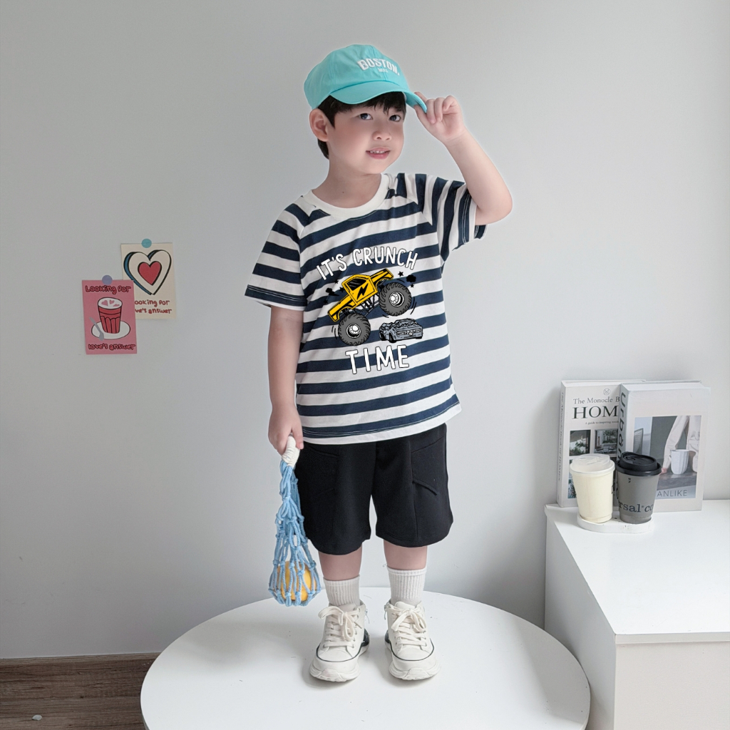 Bộ kẻ bé trai hình xe chữ 