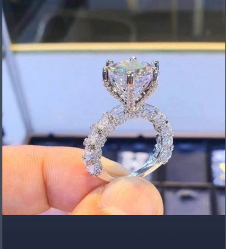Nhẫn Trái Tim Bạch Kim_thumbnail_0