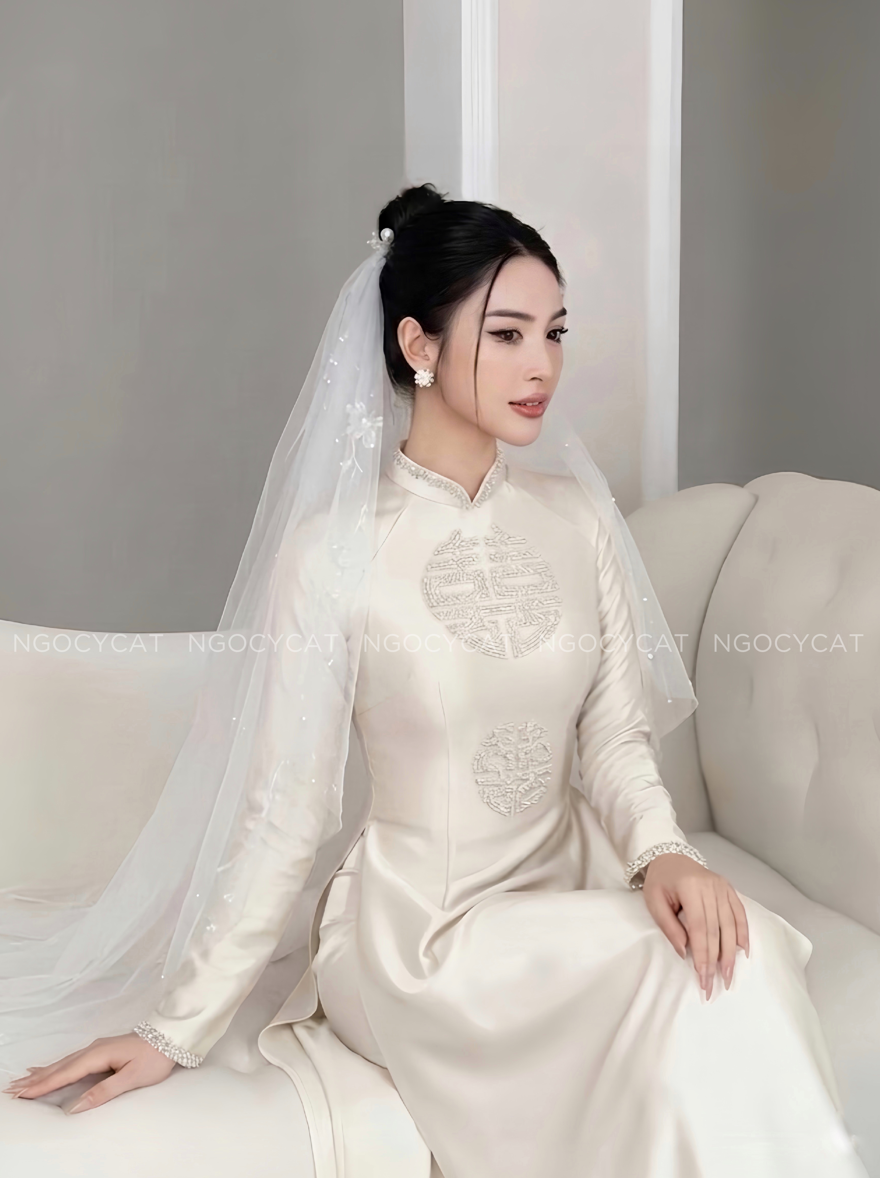 Áo Dài Dâu Rể Trắng Song Hỷ Tròn_thumbnail_1