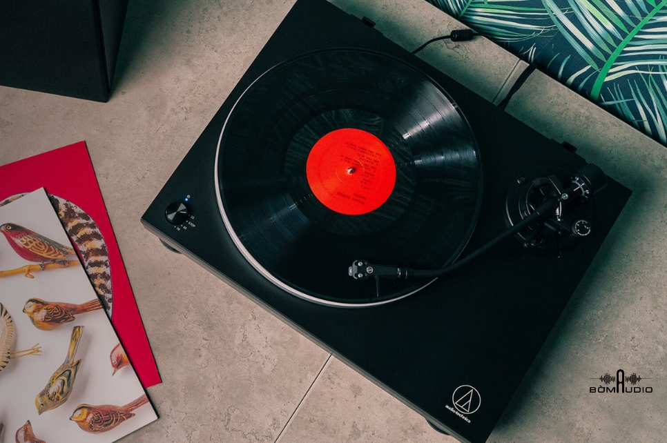 Đánh giá chi tiết mâm đĩa than Audio Technica AT LP5X