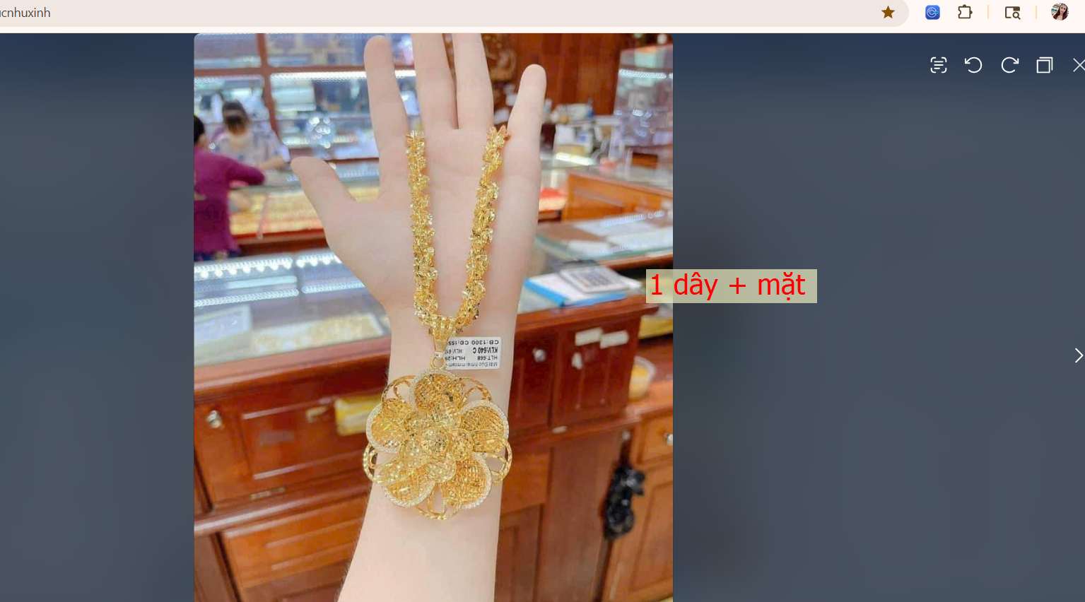 Dây Xoắn Bướm Mặt Hoa Mai Vàng Đại
