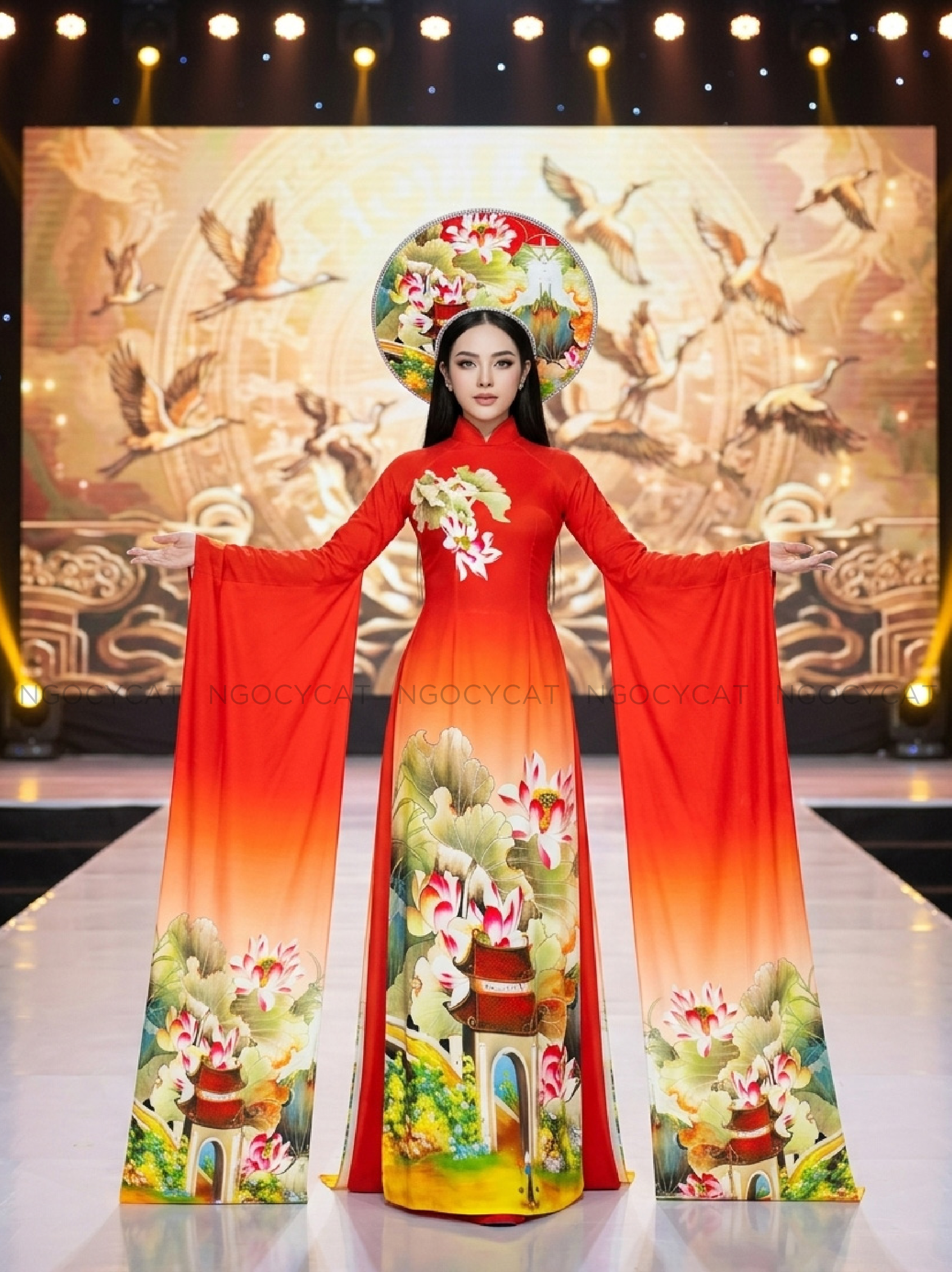 Áo Dài Biểu Diễn Sen Đình Làng Đỏ