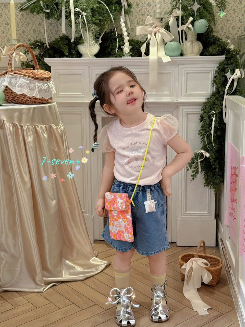 H207 - Quần bò lửng dáng xuông hãng Seven