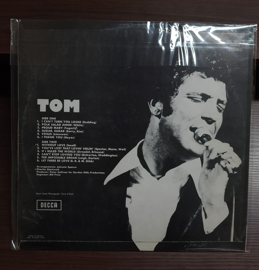 TOM JONES - TOM _thumbnail_1