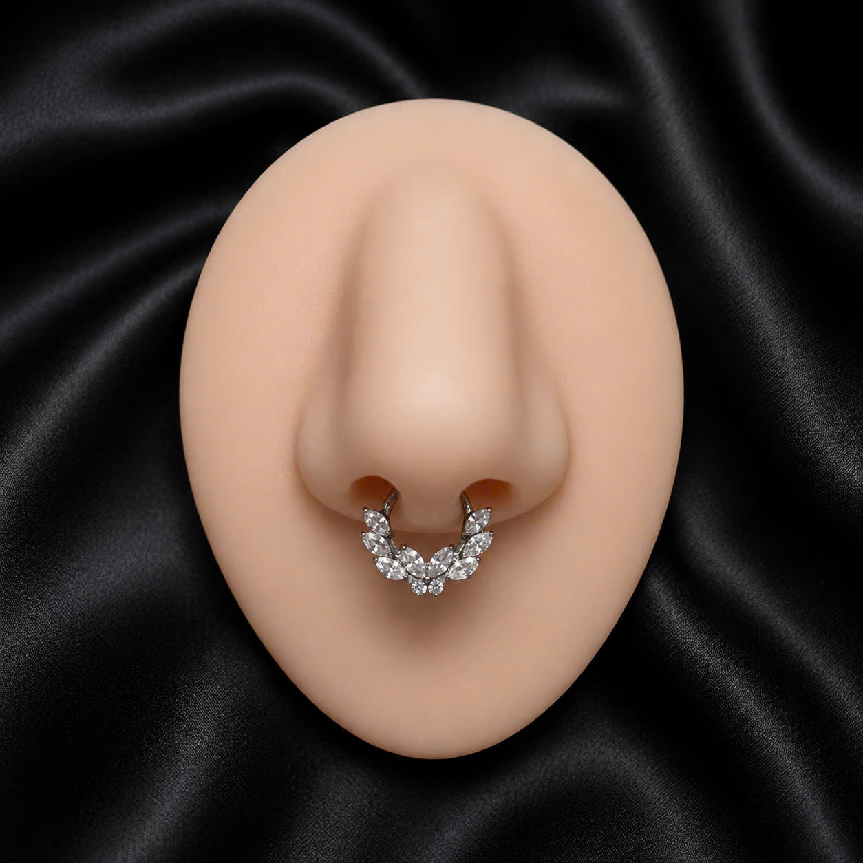Daith titan bướm trắng 6 lá 8mm_thumbnail_3
