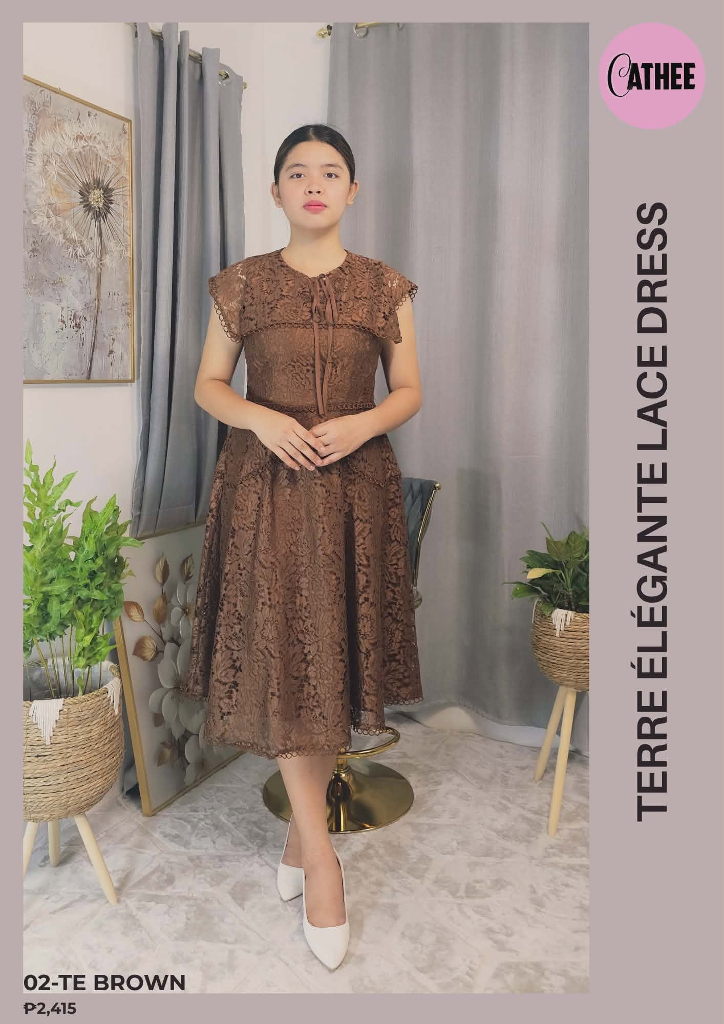 Terre Élégante Lace Dress