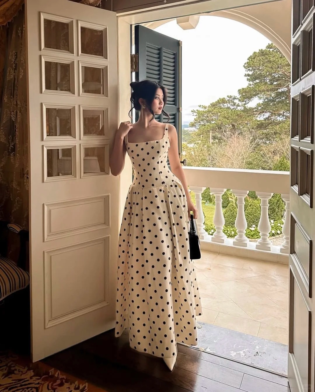 Lucas - Váy 2 dây chấm bi chân xòe dáng maxi_thumbnail_3