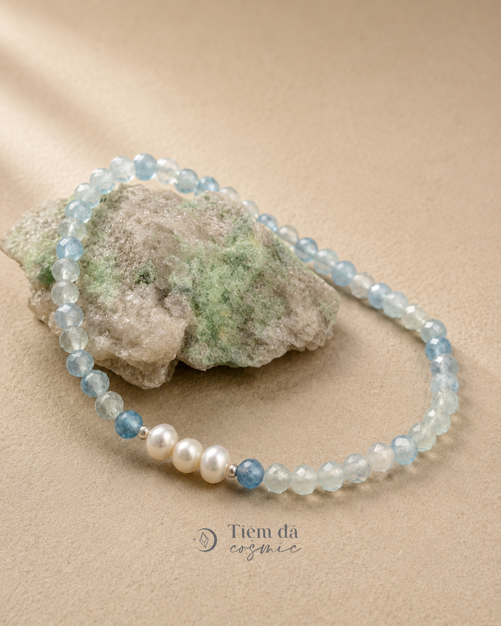 Vòng Tay Đá Aquamarine Dạng Facet Đa Giác Mix Ngọc Trai Và Bi Bạc S925