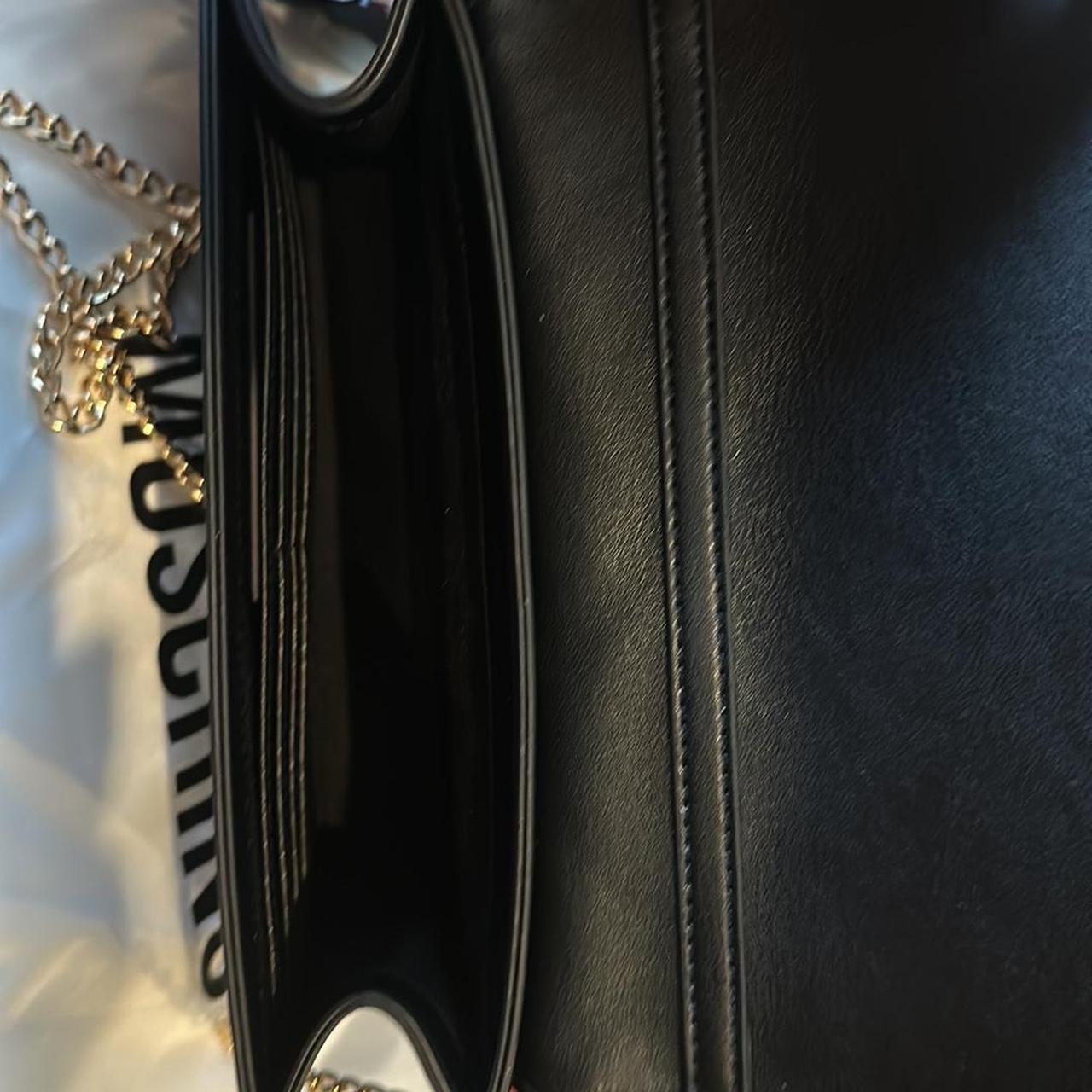 Túi Đeo Chéo Love Moschino