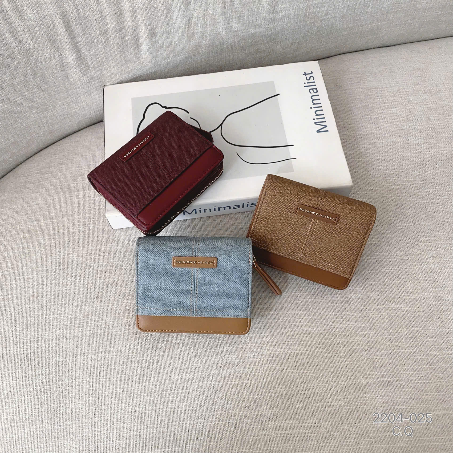 Ví ngắn TA2204-025