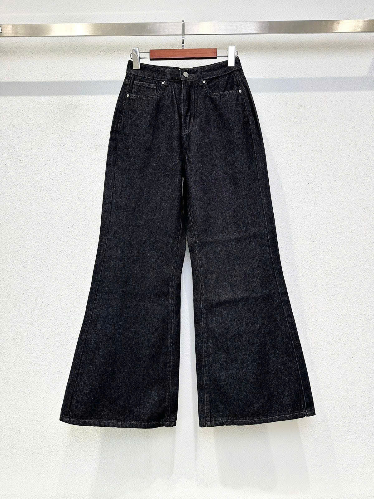 QUAN JEAN_thumbnail_10