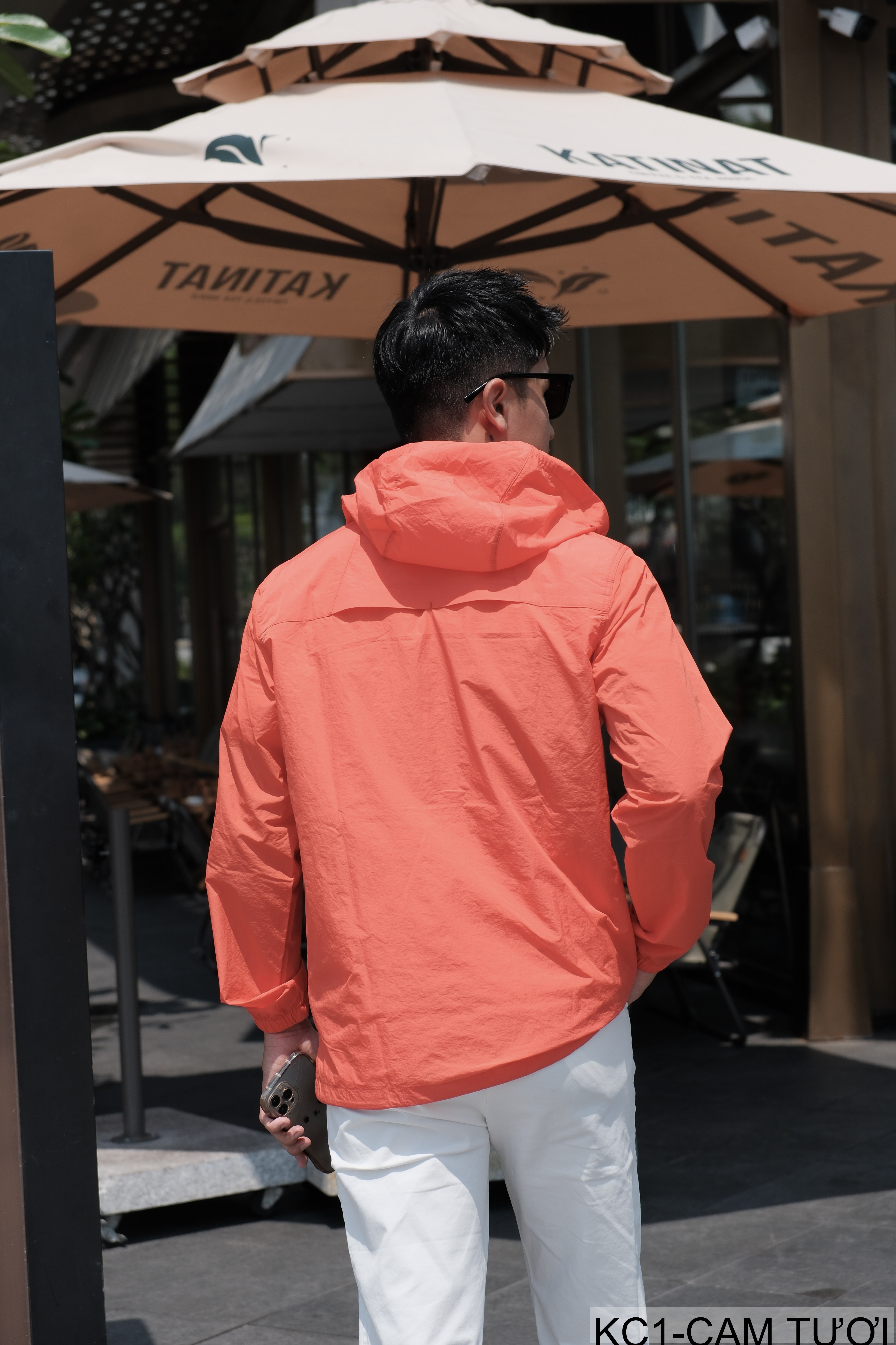 KC1 - Áo khoác chống nắng nam nữ UPF50+ siêu mỏng, thoáng khí, dáng rộng, có mũ trùm đầu_thumbnail_9