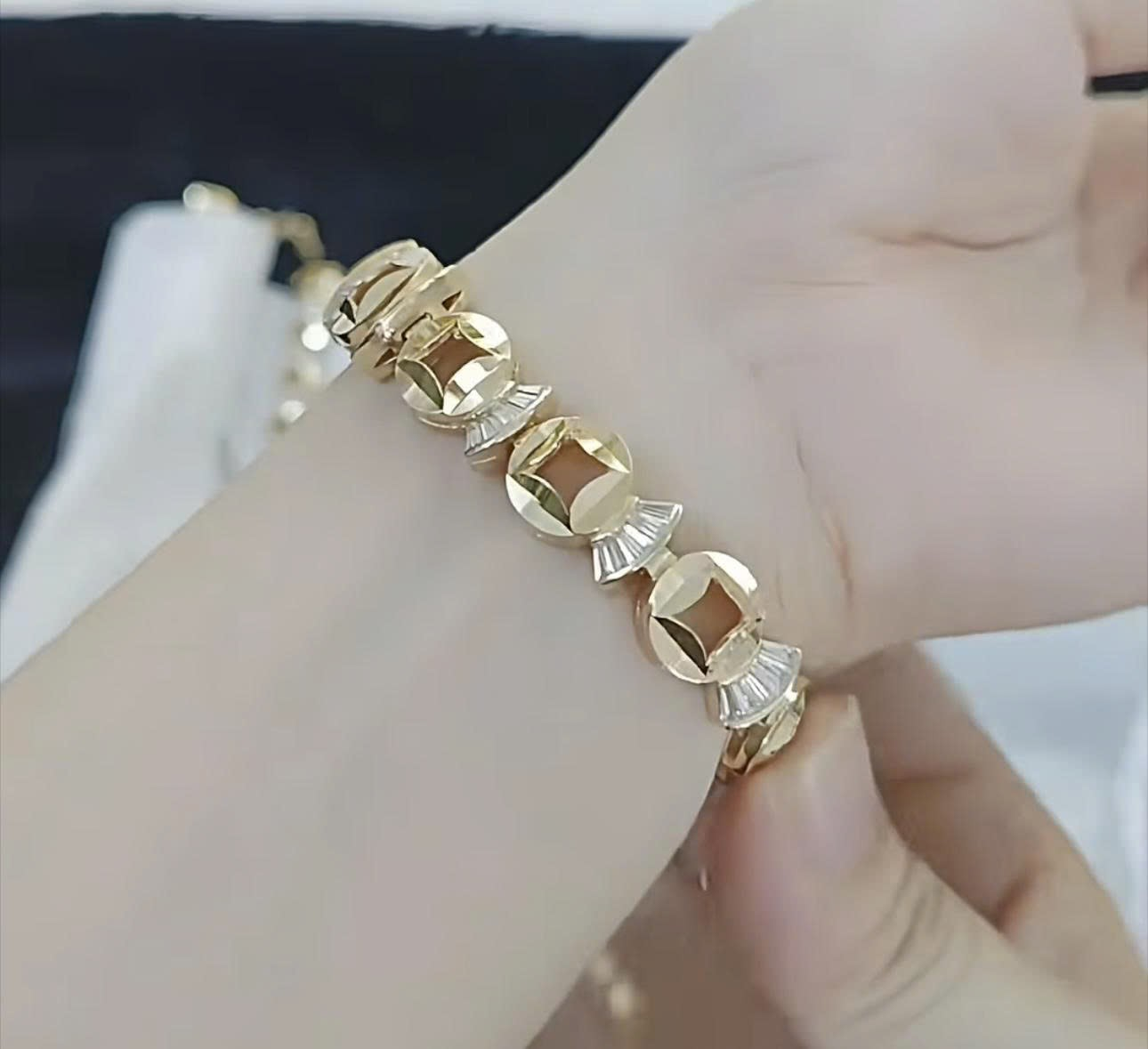 Lắc Tay Túi Tiền