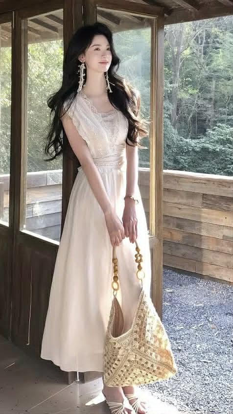 Lucas - Váy zile cổ tim viền ren pha ngang ngực, chân xòe dáng dài_thumbnail_3