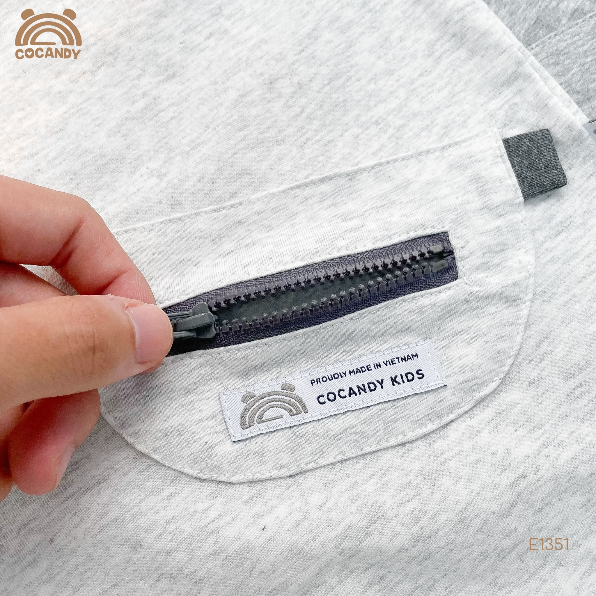 Áo cộc cotton GHI NHẠT phối túi bụng_thumbnail_4