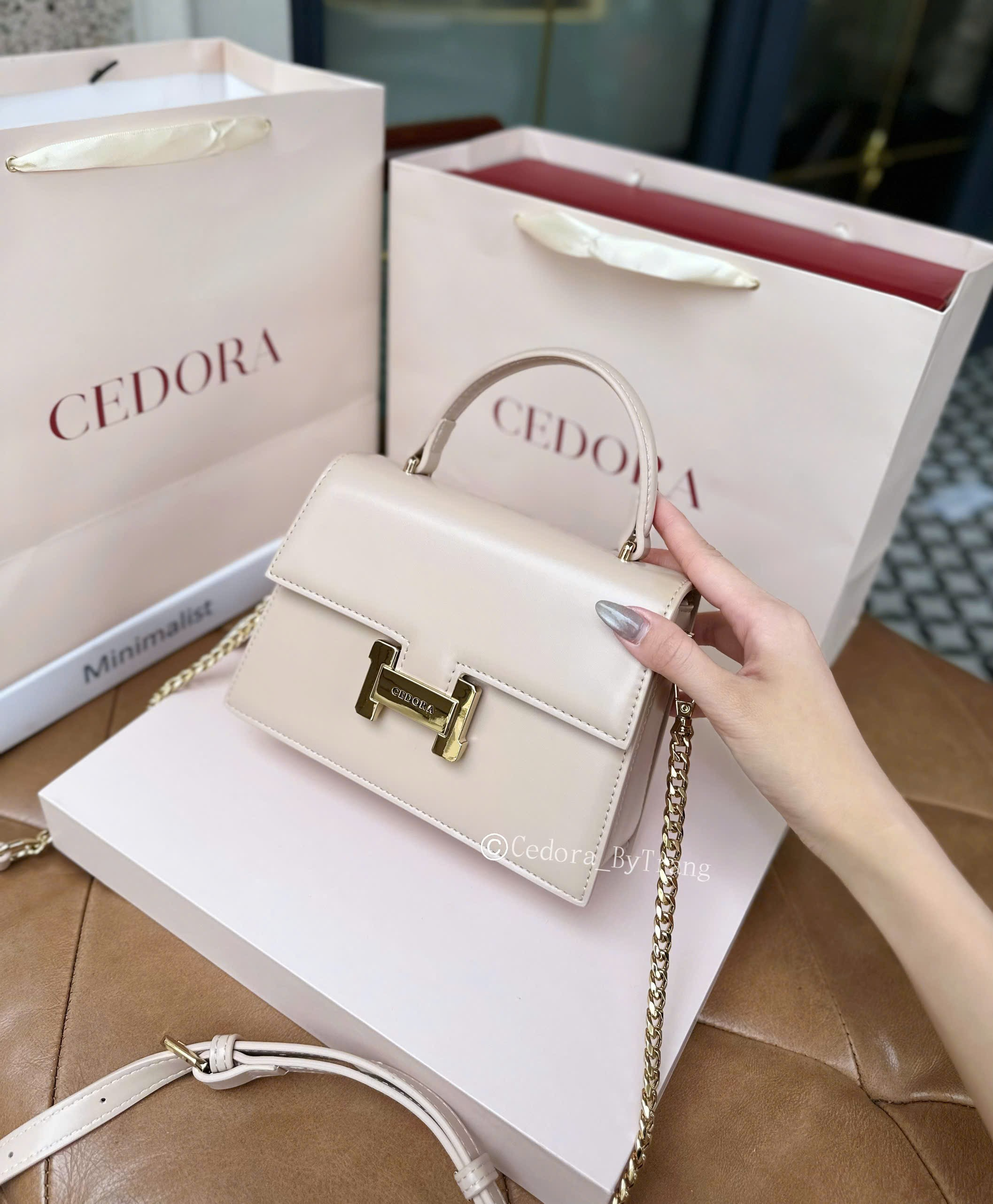 Túi CEDORA chữ H quai xách size19.5 60207-1_thumbnail_12