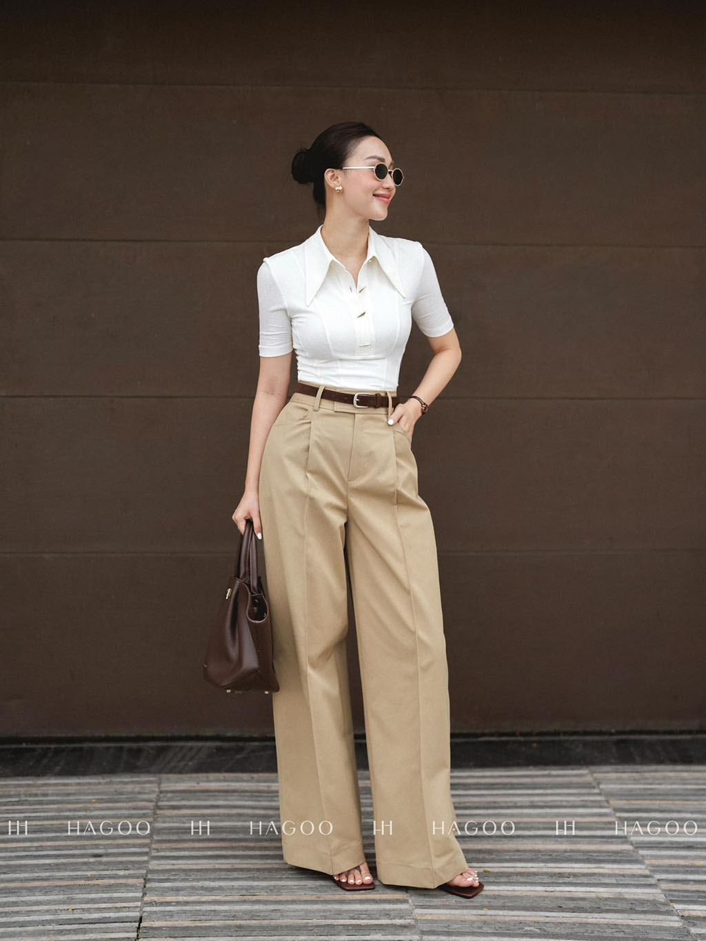 Áo thun tay cộc cổ polo cúc trang trí