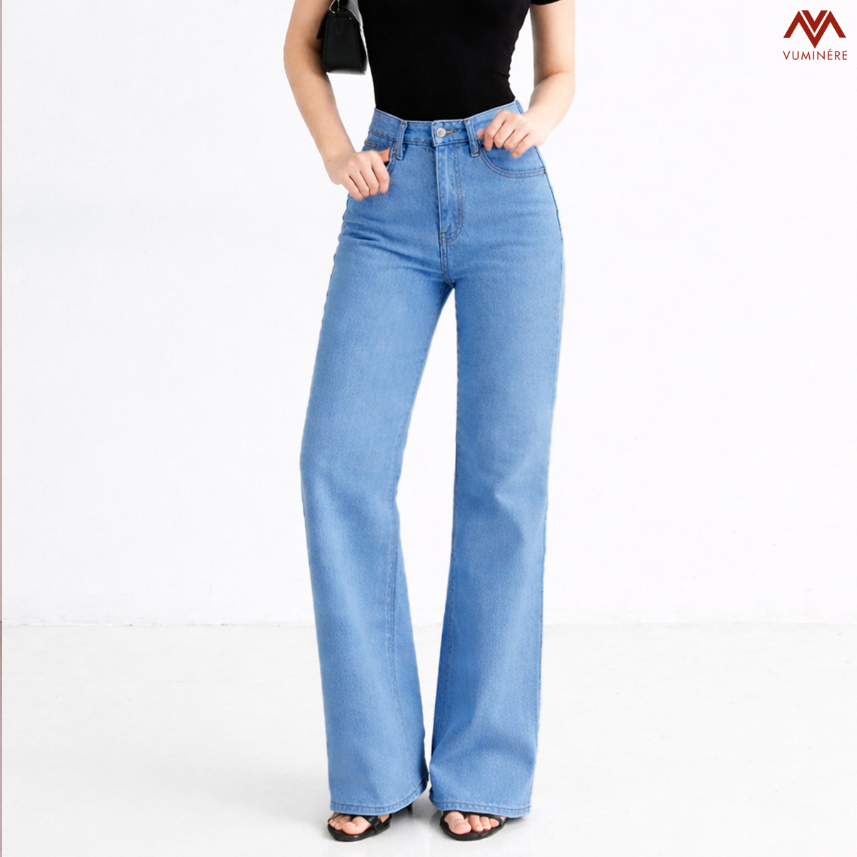 Quần Jeans nữ VUMINÉRE - Flared Jeans dáng loe nhẹ, mang đến vẻ ngoài thời thượng và Retro