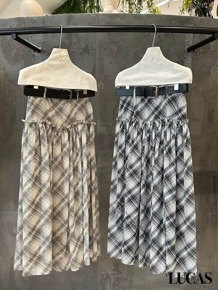 Chân váy xòe hạ eo caro voan + belt da đen