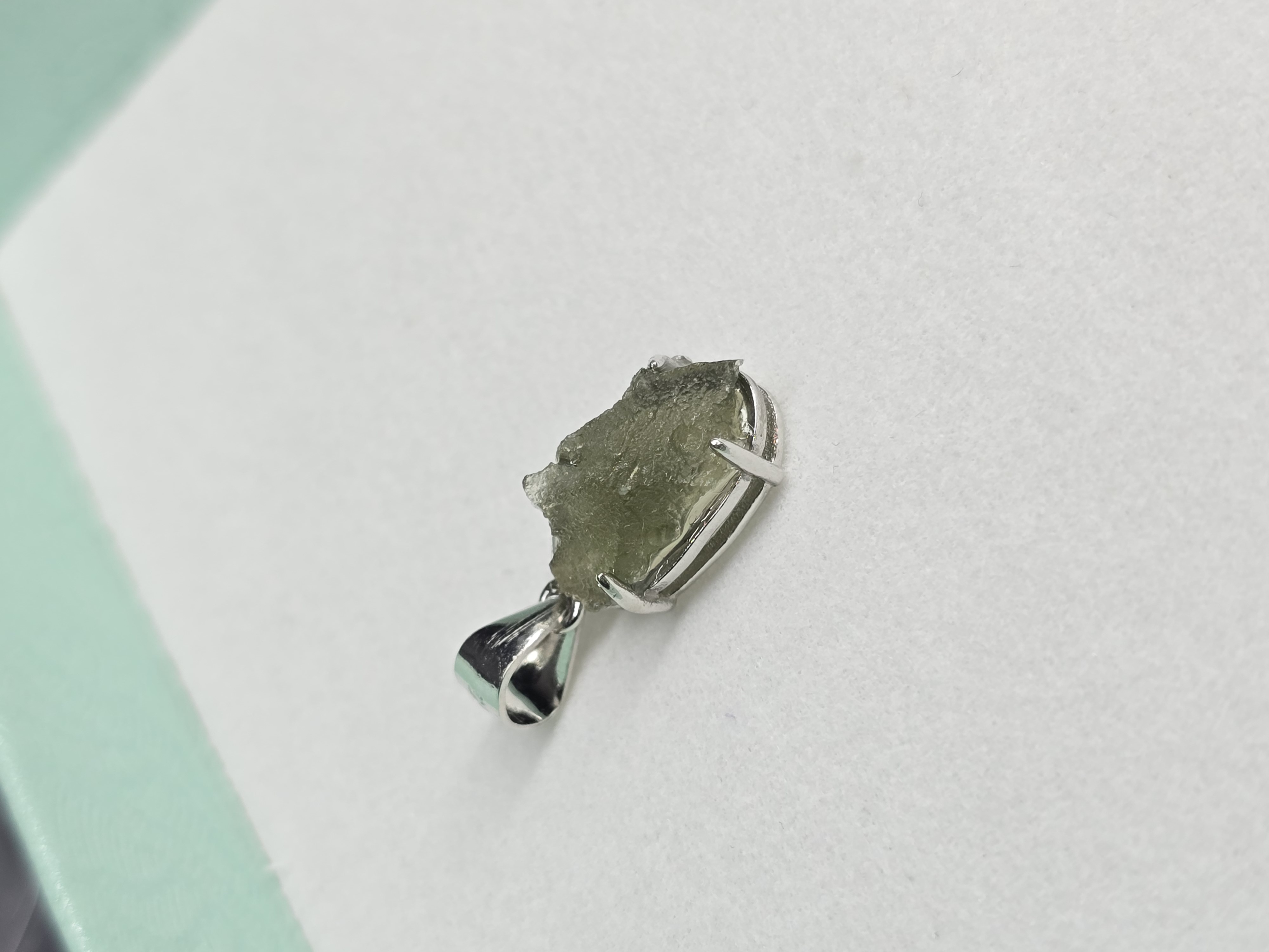 [CẨN TRỌNG] Mặt vòng Tektite var. Moldavite - Thủy tinh thiên thạch_thumbnail_2