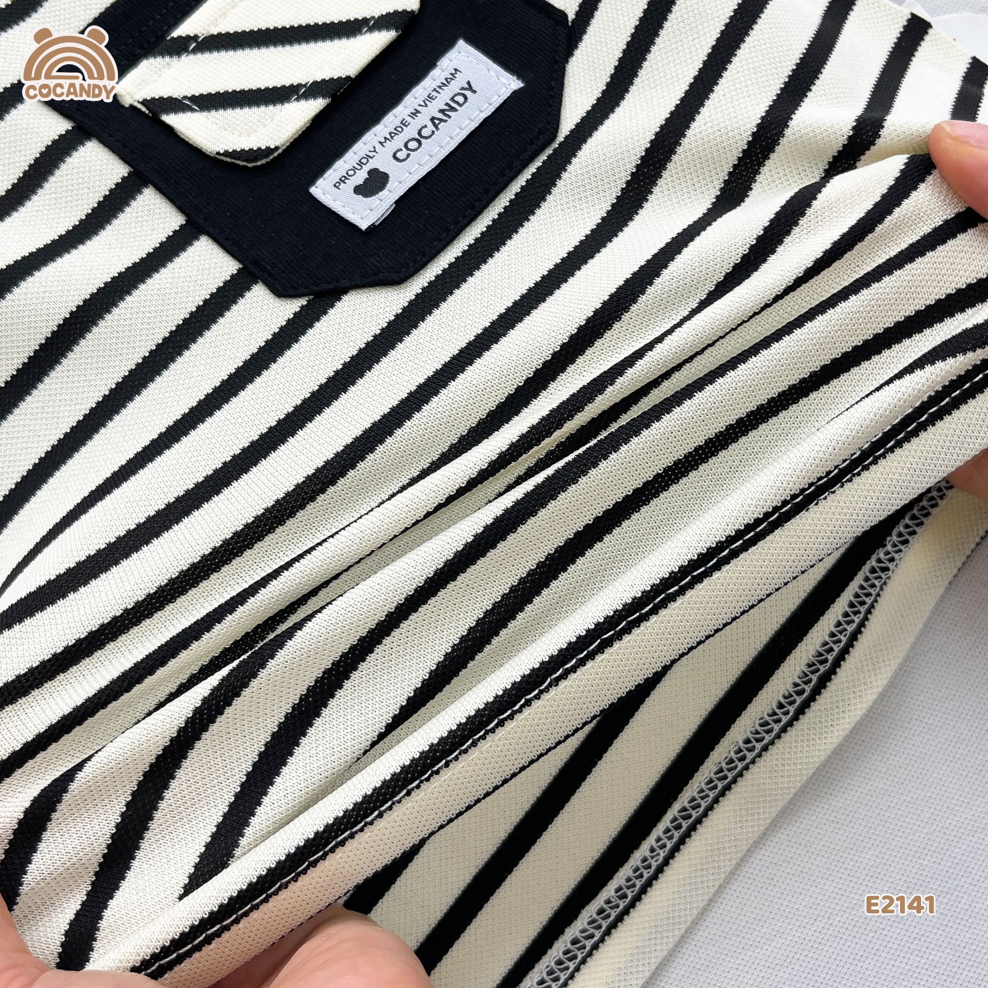 Áo cộc kẻ ĐEN BE phối túi đen_thumbnail_2