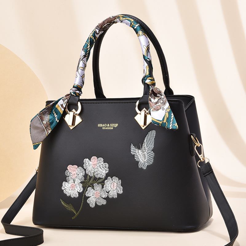 Túi Xách Thêu Hoa - HM11 Trắng_thumbnail_1