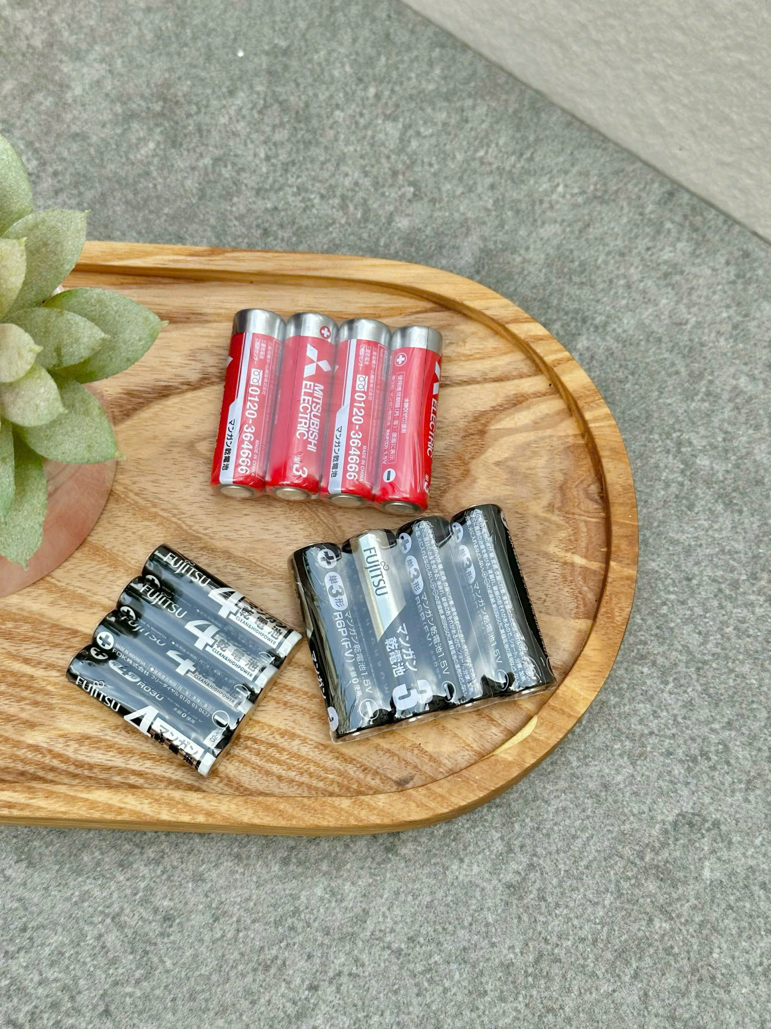 Combo 2 SET PIN TIỂU NHẬT BẢN_thumbnail_1