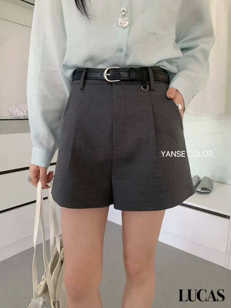Quần sóc vải basic túi chéo + belt da đen_thumbnail_3
