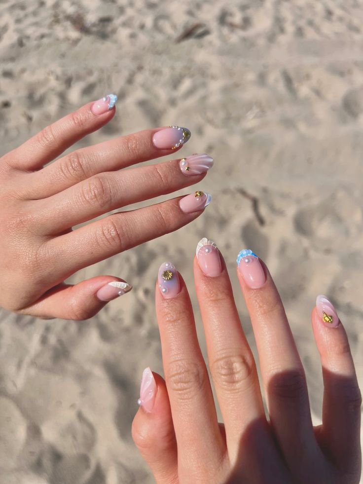 Đón Mùa Hè Rực Nắng Với Những Ý Tưởng Nail Hot Nhất Tháng 6