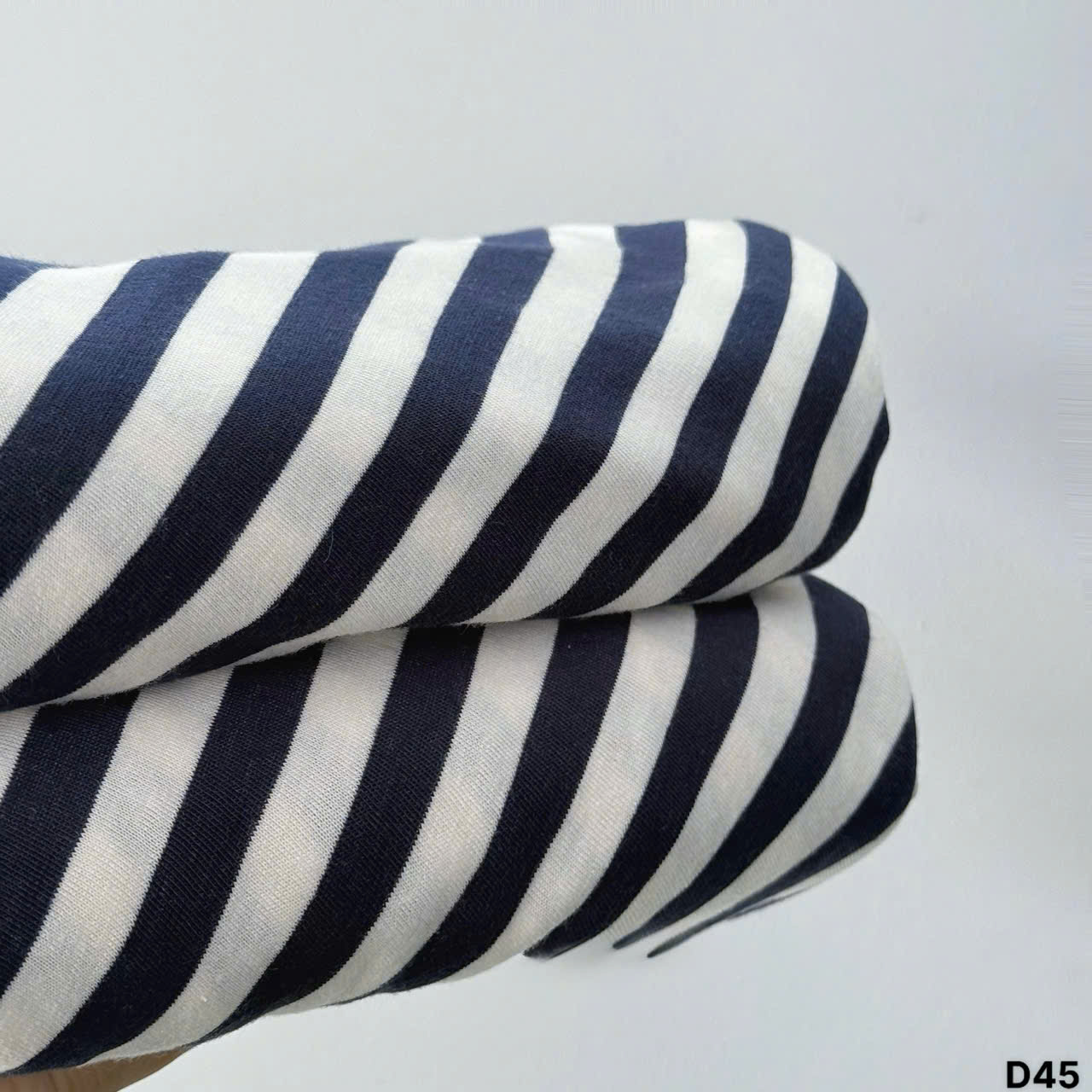 D45_thumbnail_3