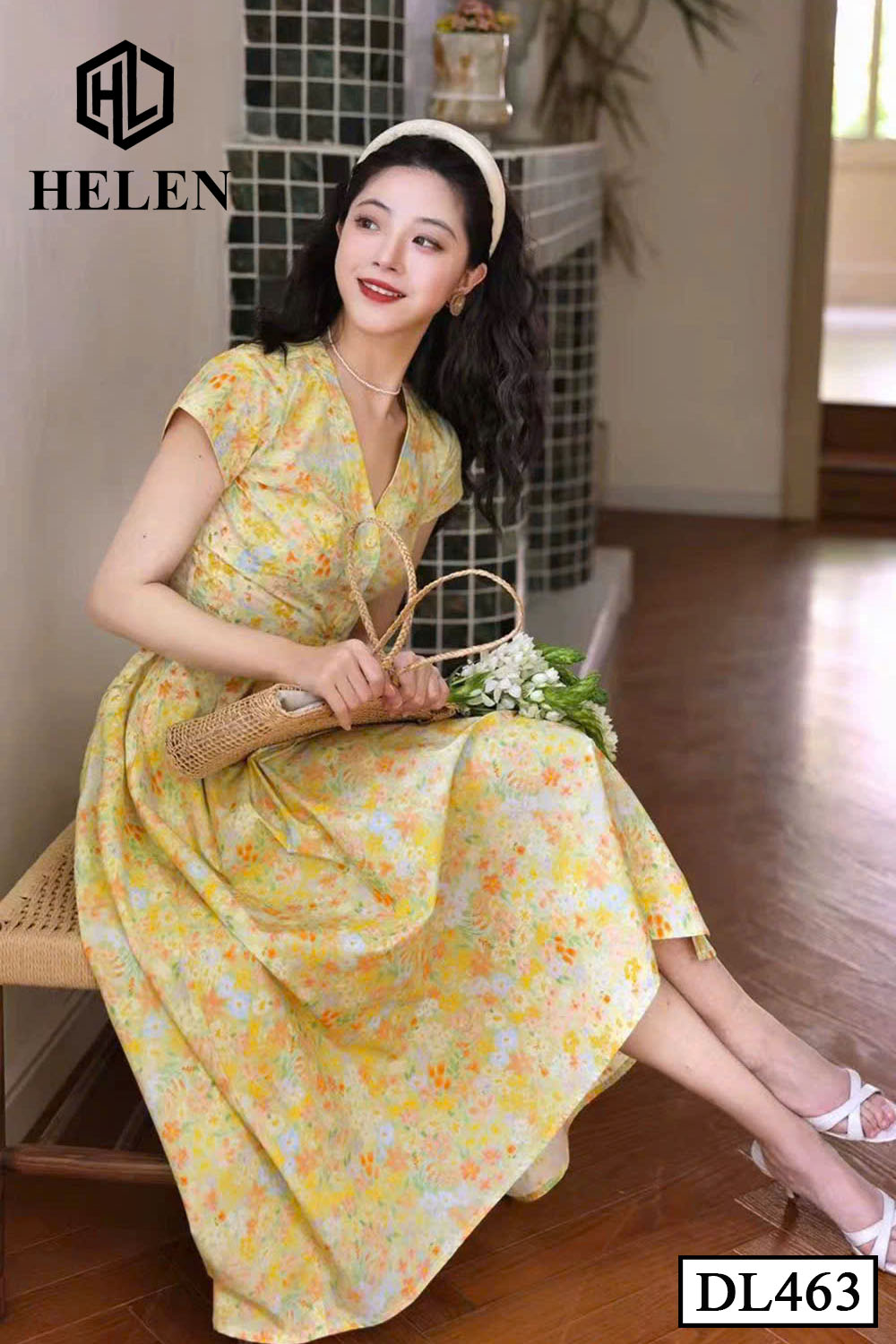 Đầm xòe hoa vàng cổ V DL463_thumbnail_4