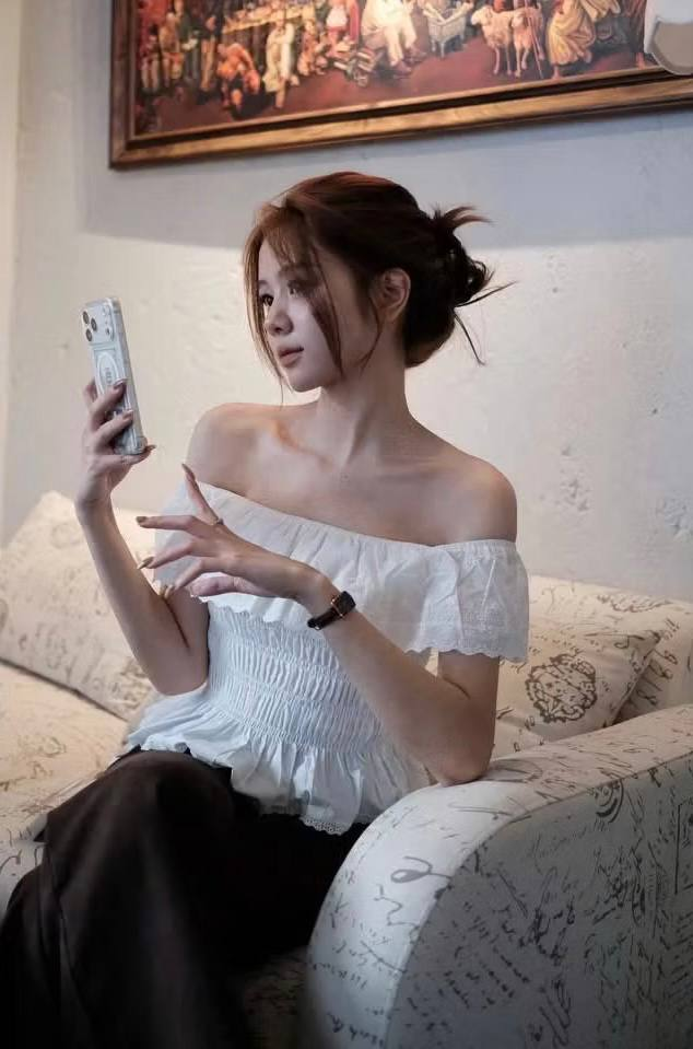 Áo Kiểu Nữ Thiết Kế trễ vai viền ren nhún eo 002.2668 (C) (0687)_thumbnail_5