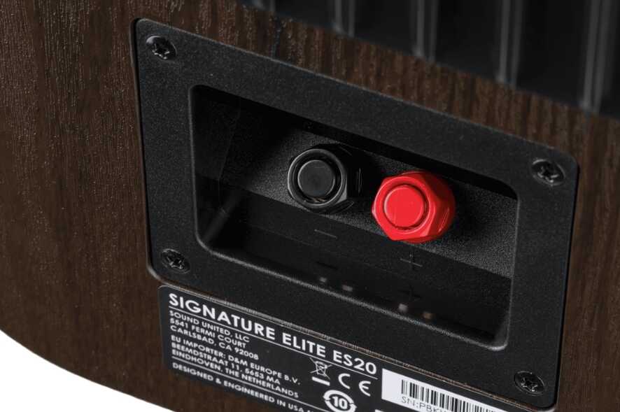 Polk Audio Signature Elite ES20 trang bị bộ giải mã âm thanh cao cấp