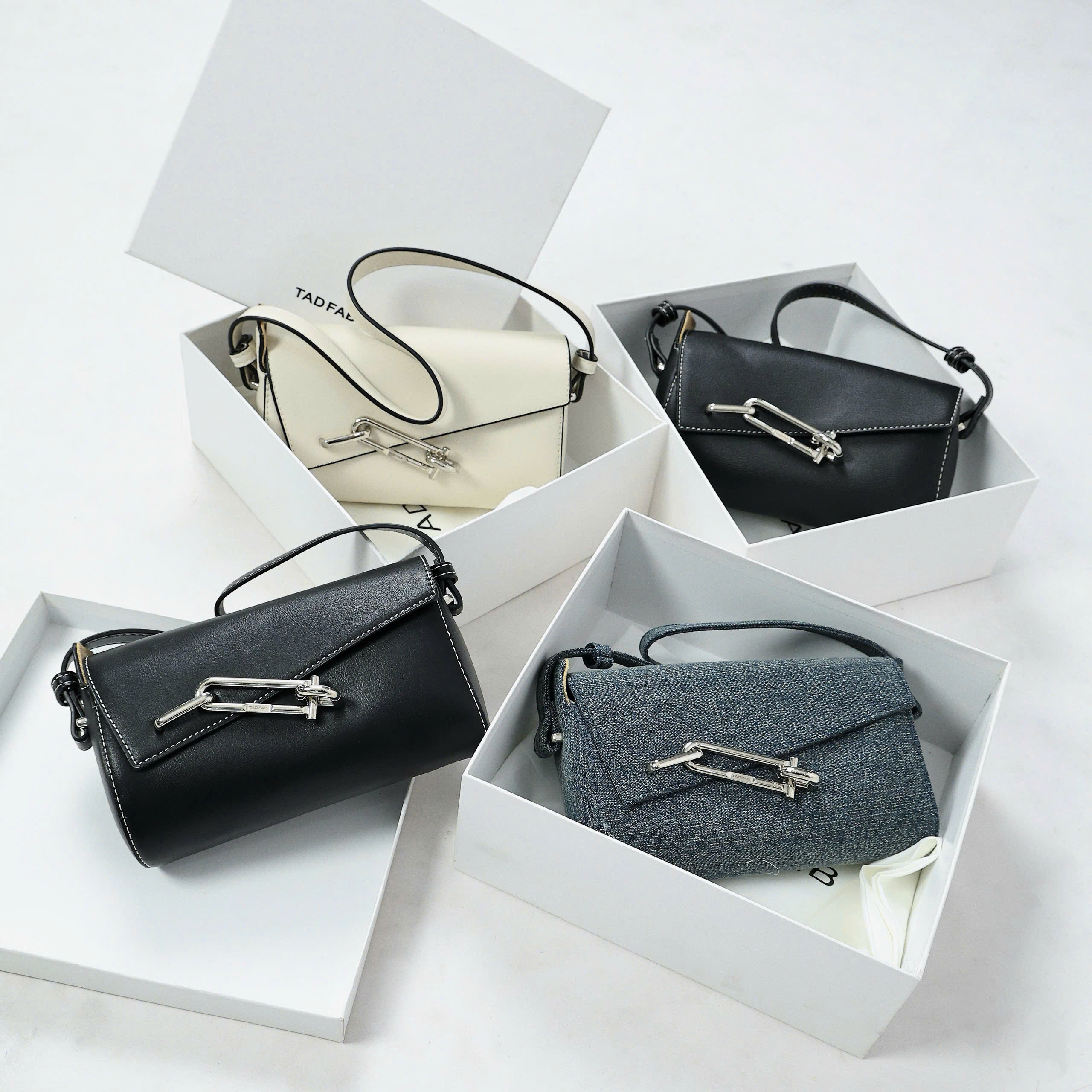 TUI XACH_thumbnail_1