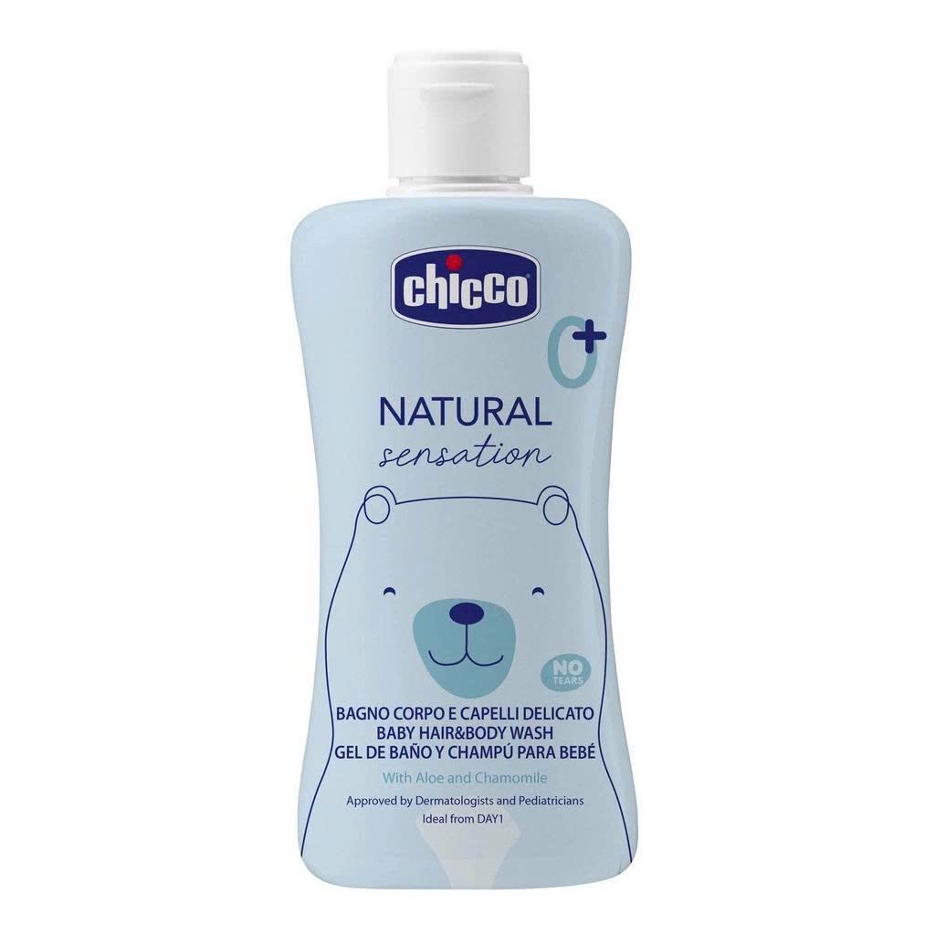 Sữa tắm gội chiết xuất Lô hội & Cúc la mã Chicco Natural Sensation 0M+
