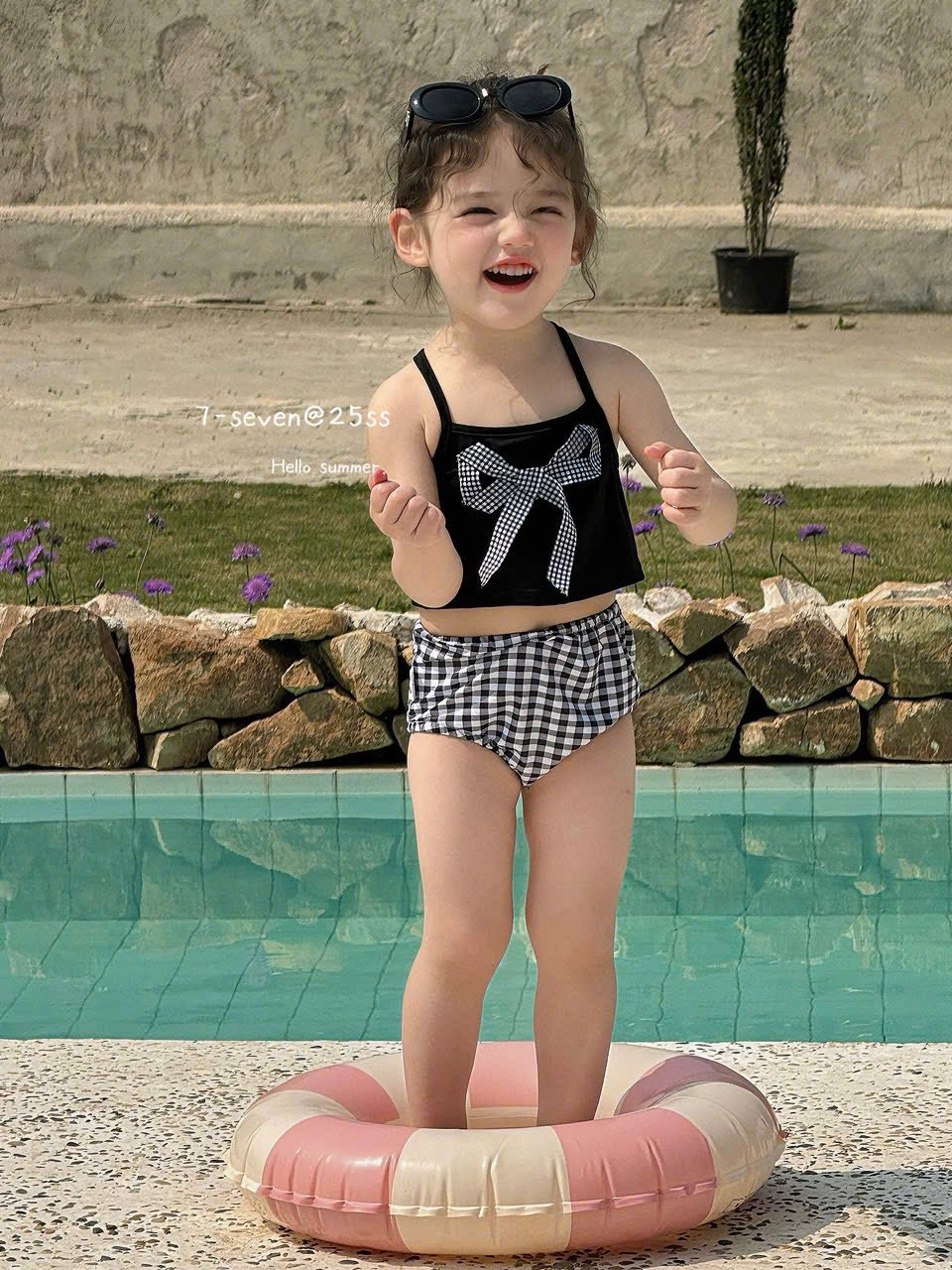 A152 - Set bơi 2 dây đen đính nơ kèm quần caro hãng Seven