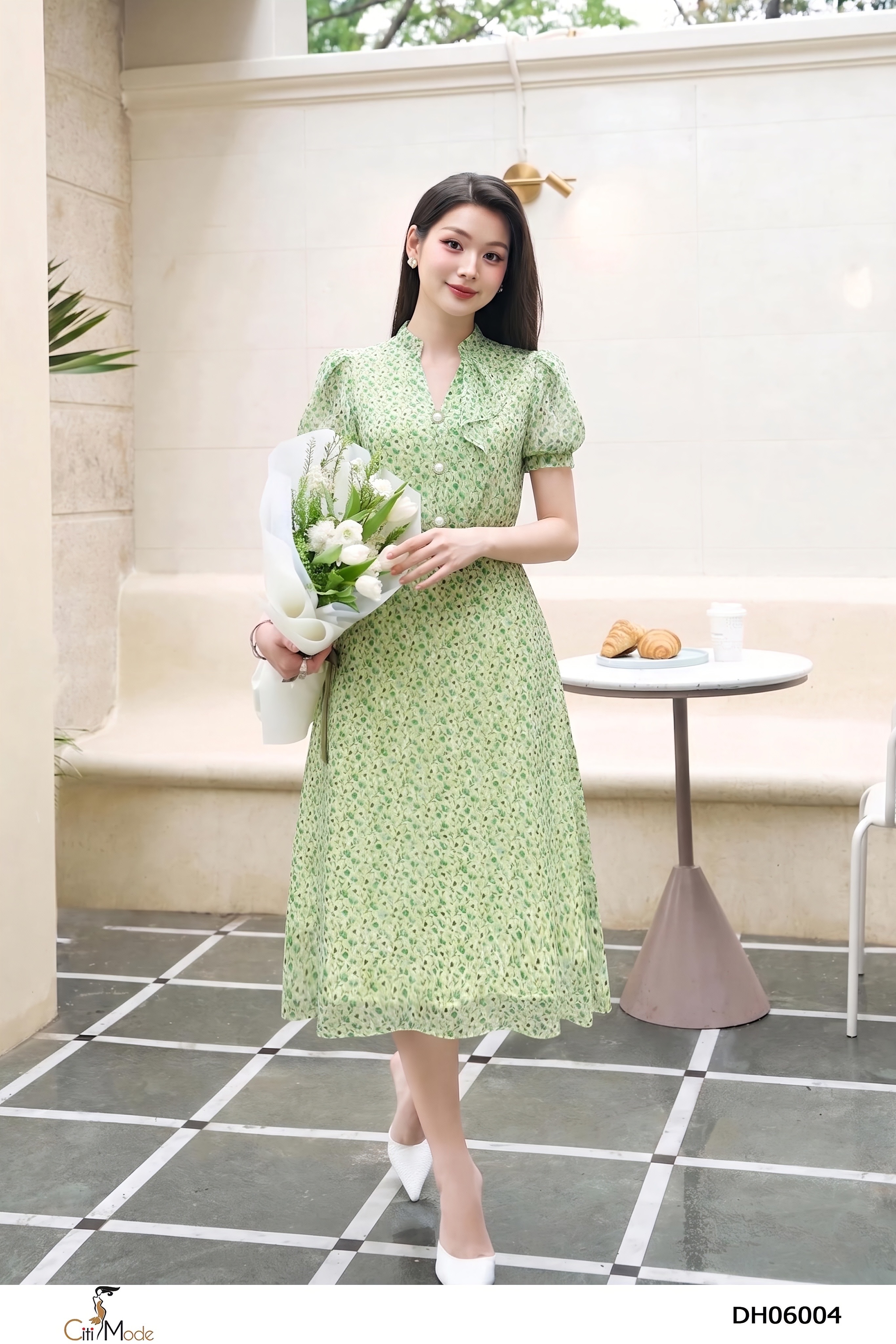 Đầm xòe hoa xanh cổ V tàu bèo tay ngắn_thumbnail_5