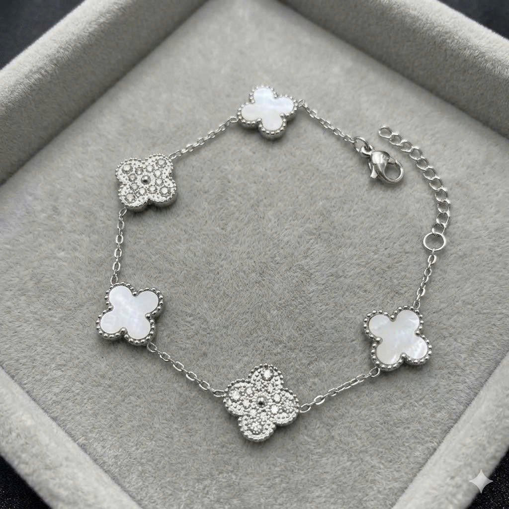 Vòng tay van cleef đá trăng xen kẽ đá kim cương màu bạc_thumbnail_1