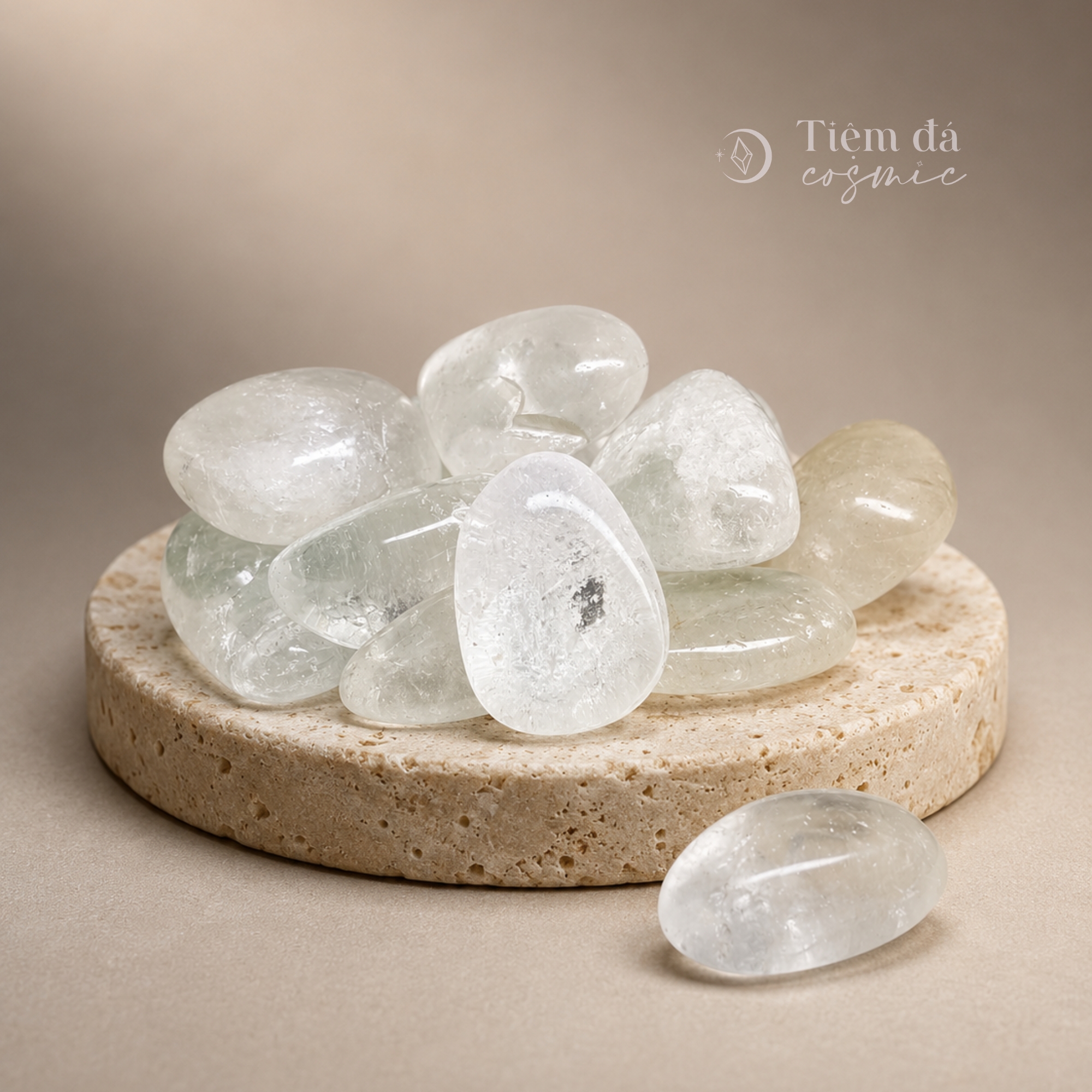 Đá cuội đã mài bóng / Tumbled Đá Thạch Anh Trắng Trong size 2 - 3 cm/viên