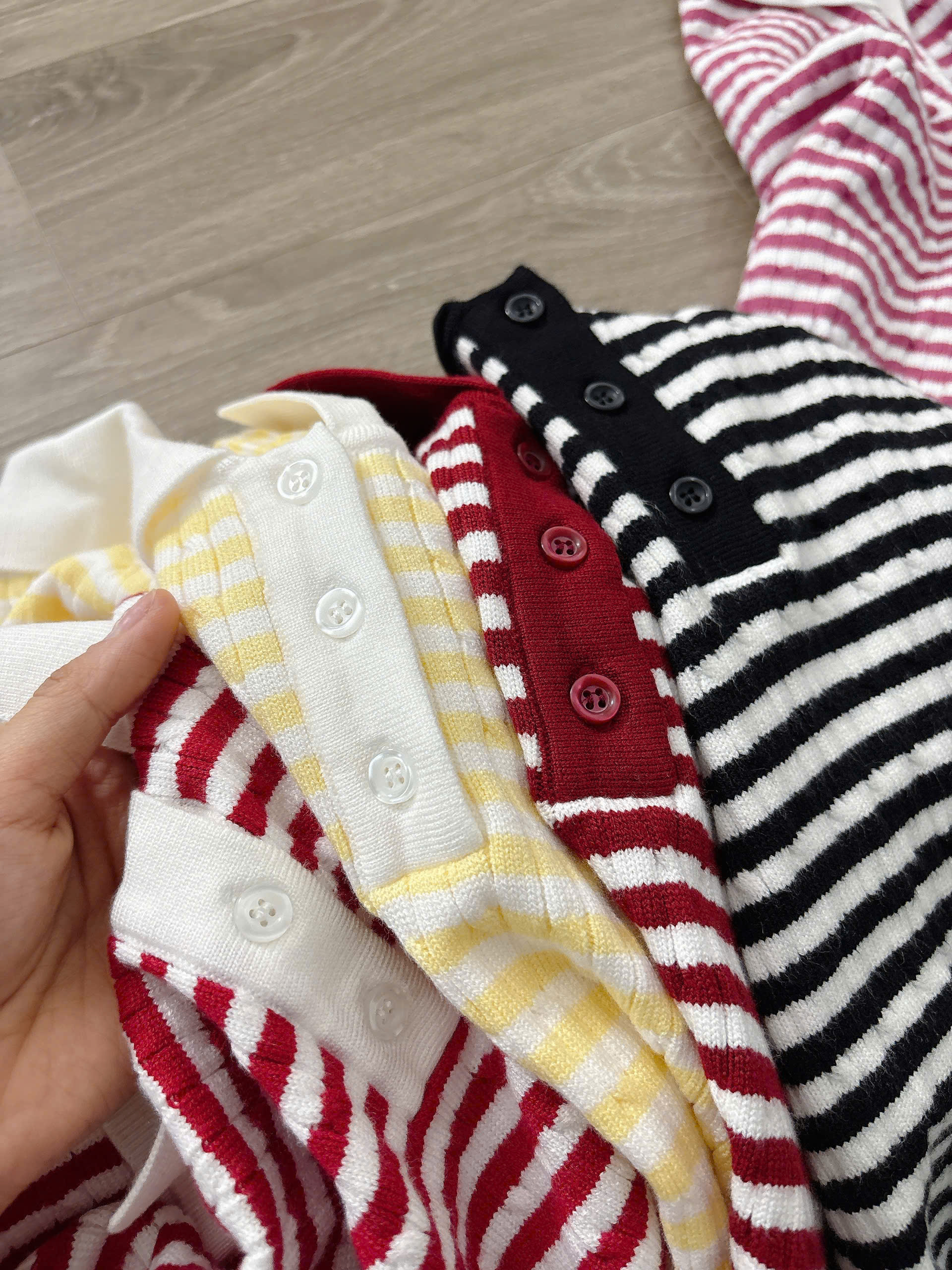 H125 ÁO DỆT KIM 7 MÀU_thumbnail_2